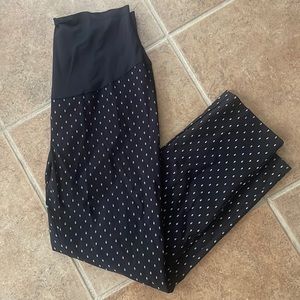 Great Expectations Maternity Ankle Pants